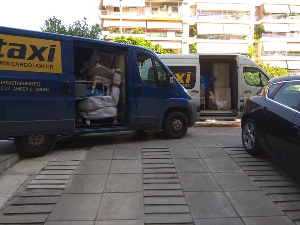 Μικρές μετακομίσεις σε όλη την Αττική με φορτοταξί βαν CargoTaxi.gr
